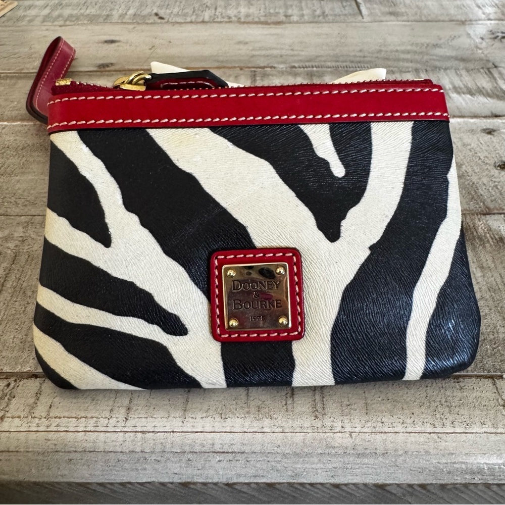 Dooney & Bourke animal print‎ mini wristlet red black